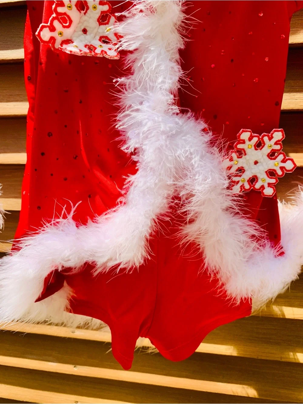 N/A festive red